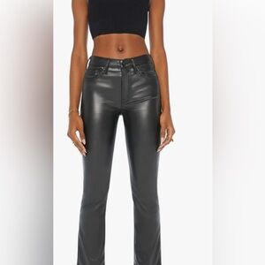 Mother… Faux leather Weekender Heel
Black size 24